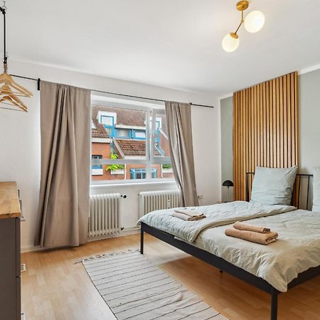 Zentrale Wohnung 3 Zimmer 24H Check In كيل المظهر الخارجي الصورة